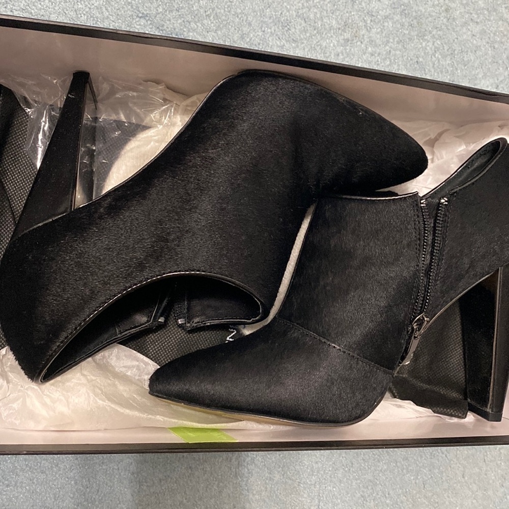 French connection black ankle boot size 7.5
